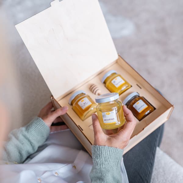 Čtvercový magazín (15)